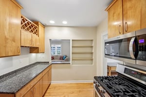 Hawthorne Ln-S1609-023.jpg