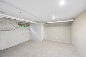 Hawthorne Ln-S1609-045.jpg