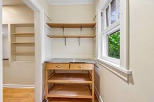 Hawthorne Ln-S1609-046.jpg