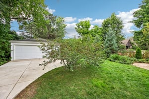 Hawthorne Ln-S1609-052.jpg