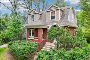 Hawthorne Ln-S1609-060.jpg