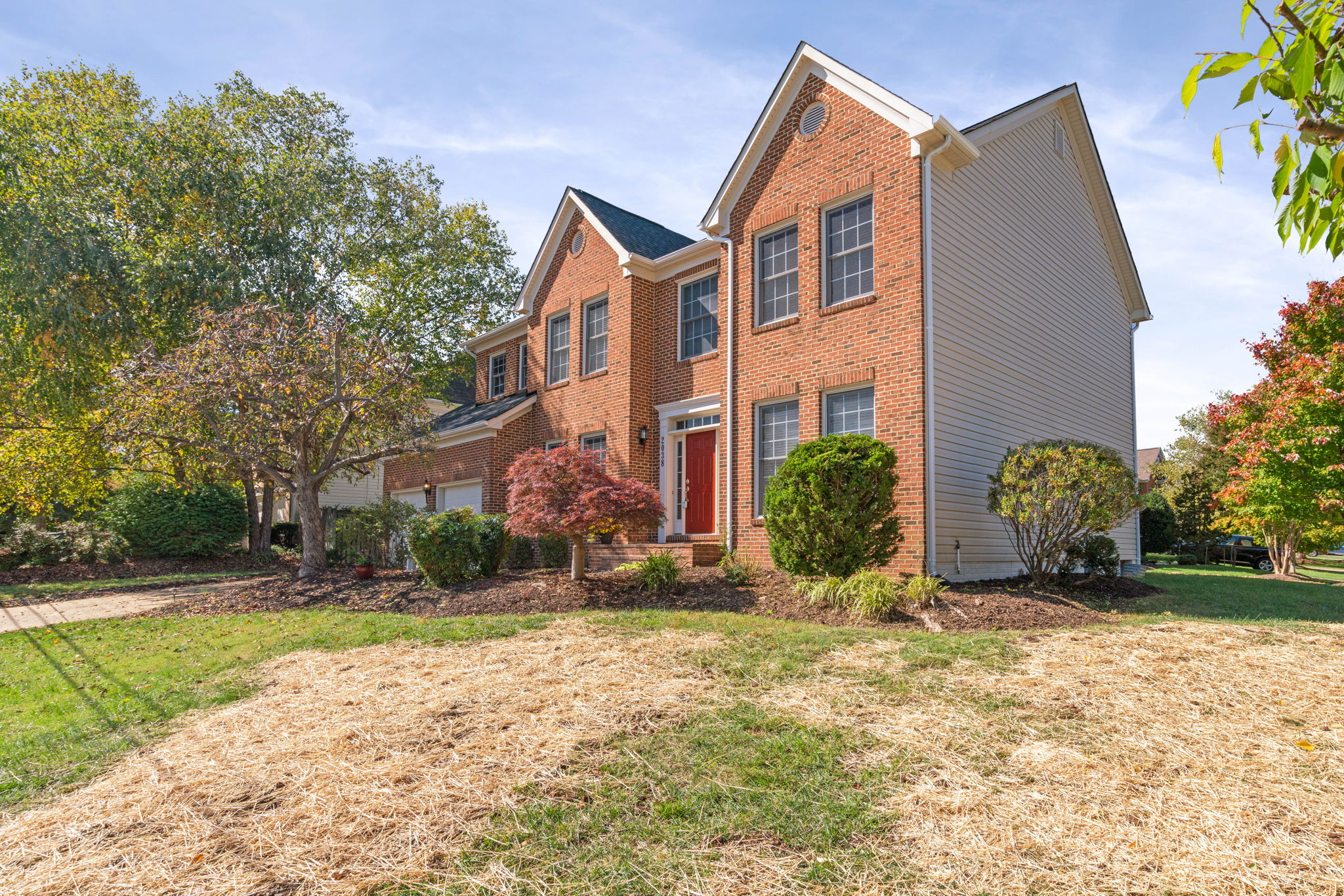 2038 Madrillon Rd, Vienna, VA 22182, USA Photo 2