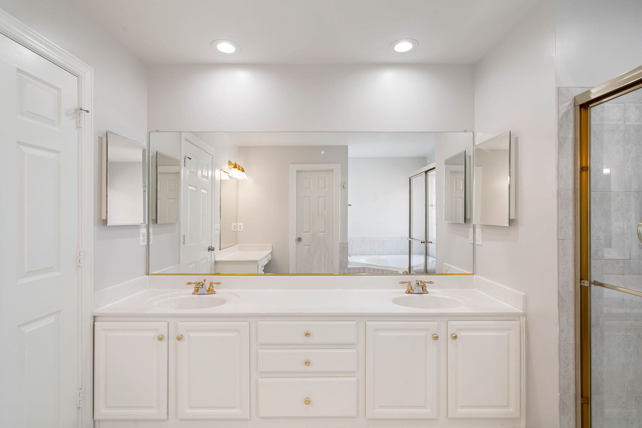2038 Madrillon Rd, Vienna, VA 22182, USA Photo 39