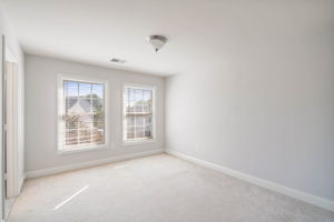 2038 Madrillon Rd, Vienna, VA 22182, USA Photo 40