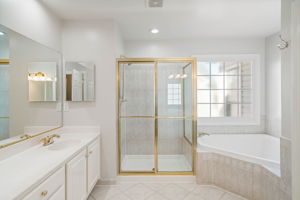 2038 Madrillon Rd, Vienna, VA 22182, USA Photo 37