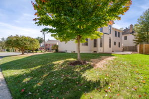 2038 Madrillon Rd, Vienna, VA 22182, USA Photo 50