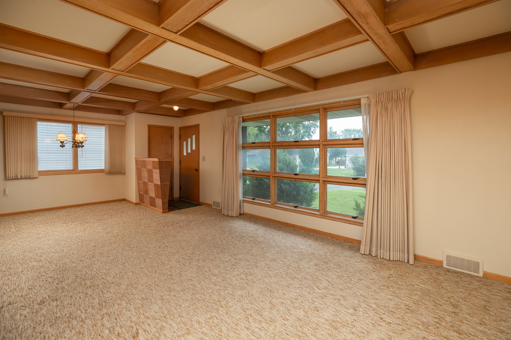 06-Living Room