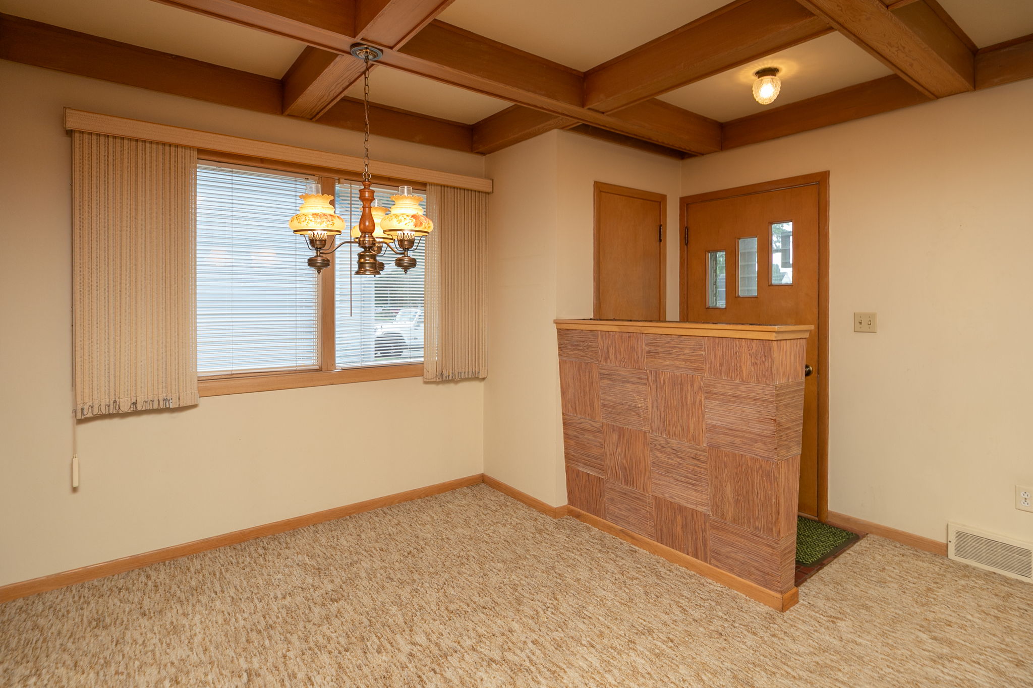 10-Dining Room