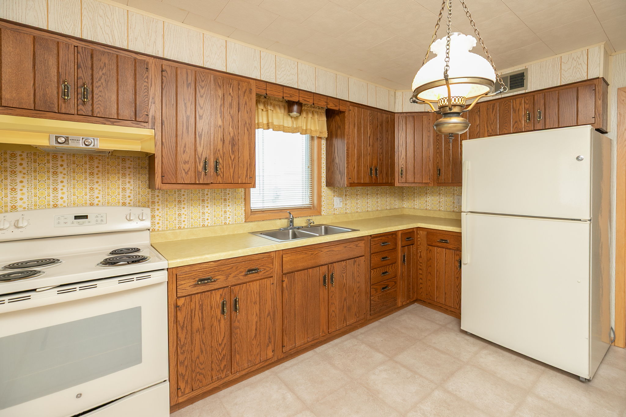 12-Kitchen