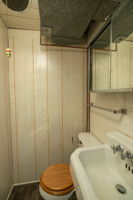 28-Bathroom