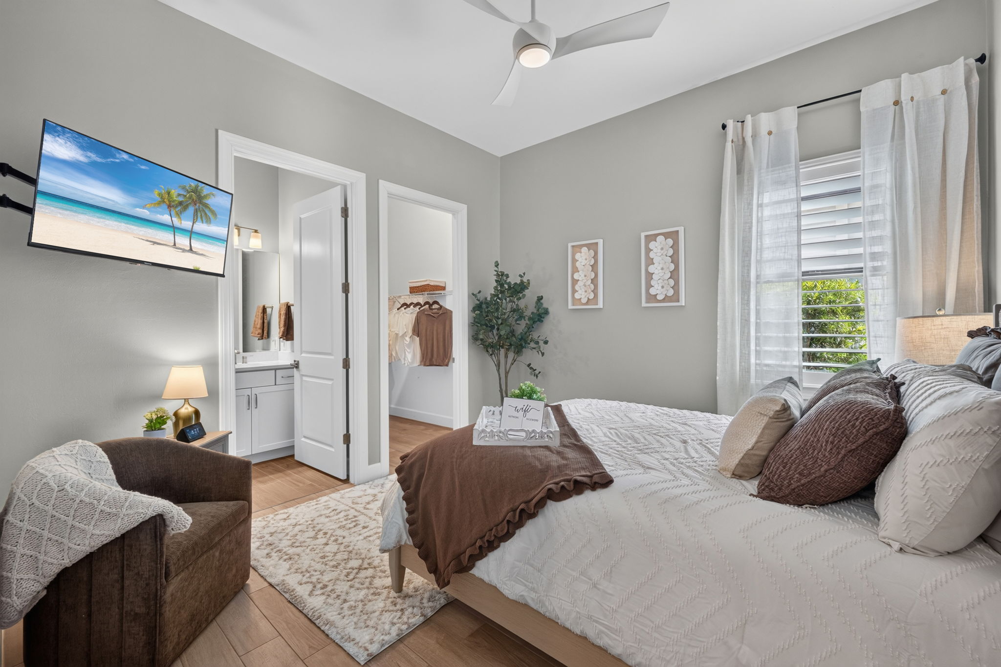 Guest Bedroom 2 - 1 of 2