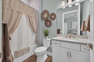 Guest Bathroom 3