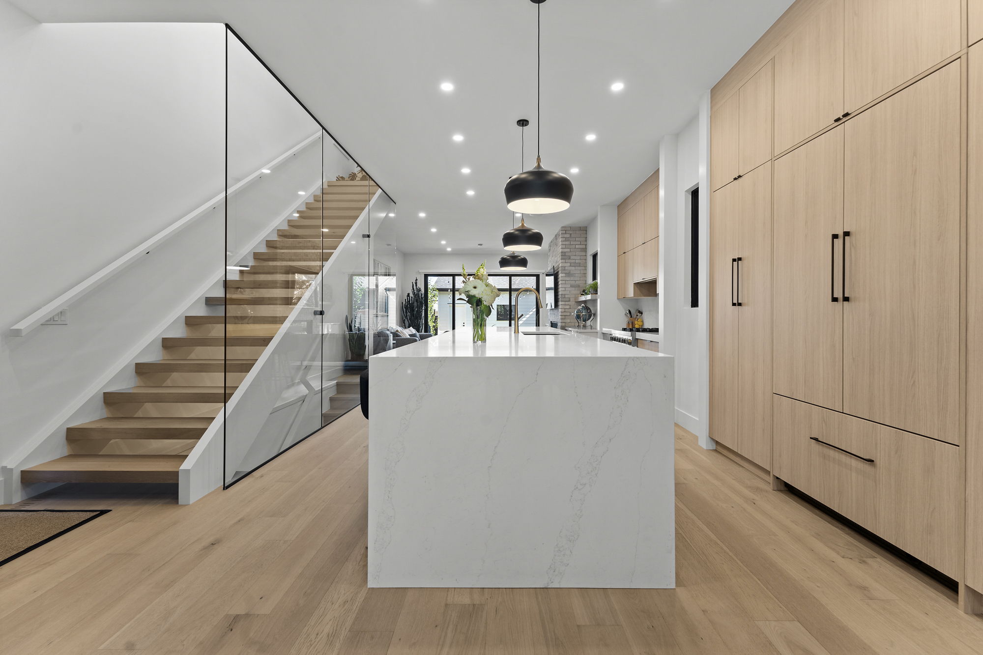 204 18a-QuikSell-7