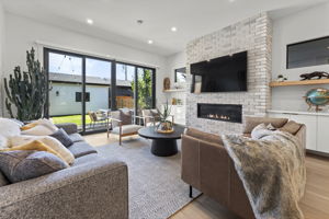 204 18a-QuikSell-15