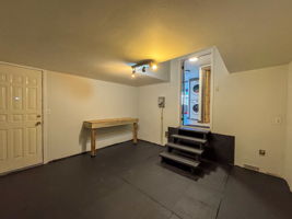  Photo 47
