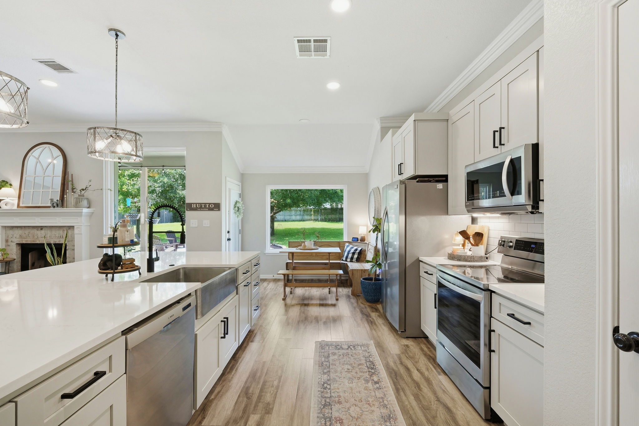 Kitchen/Breakfast Area