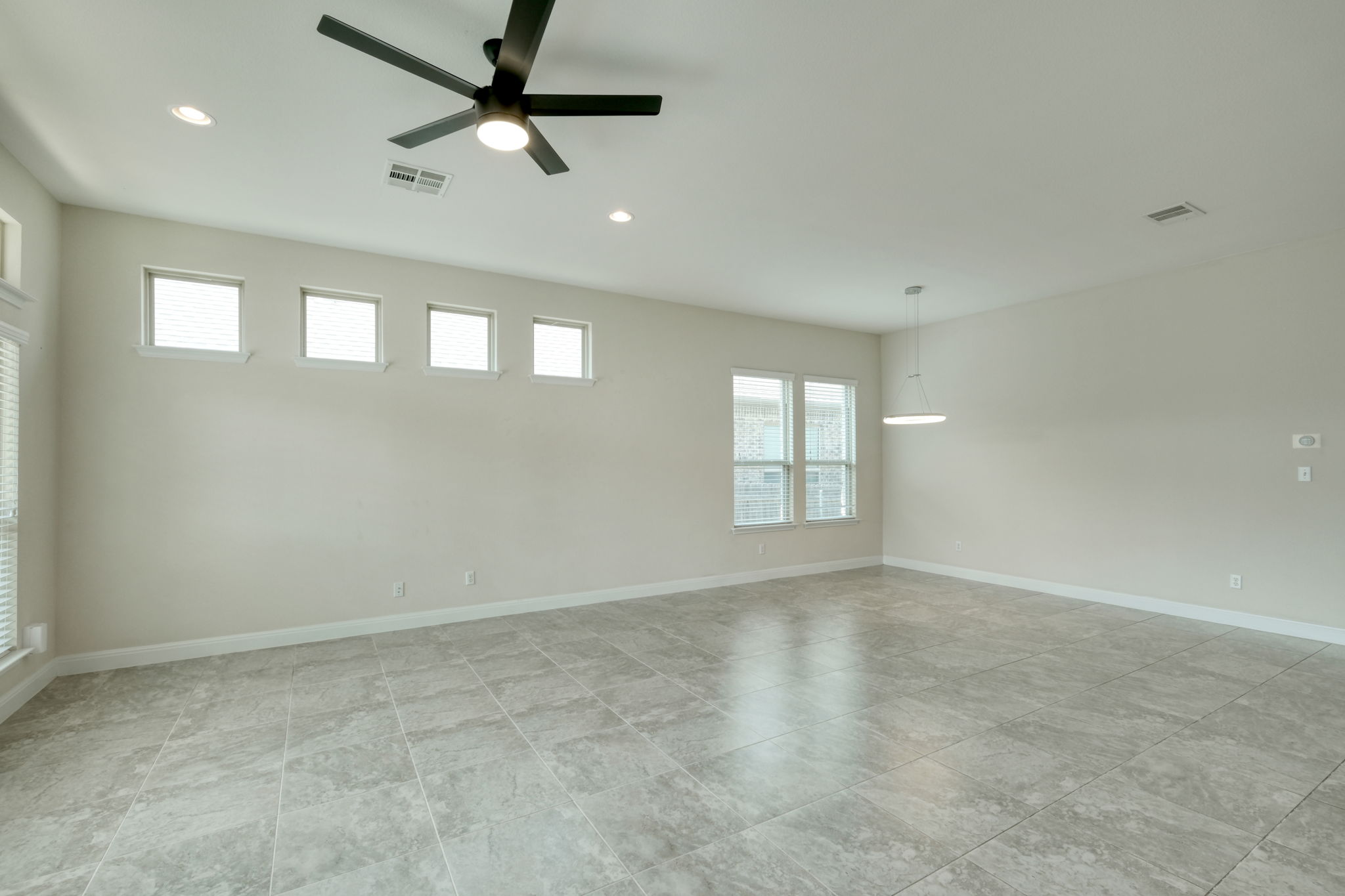 Living/Dining Room
