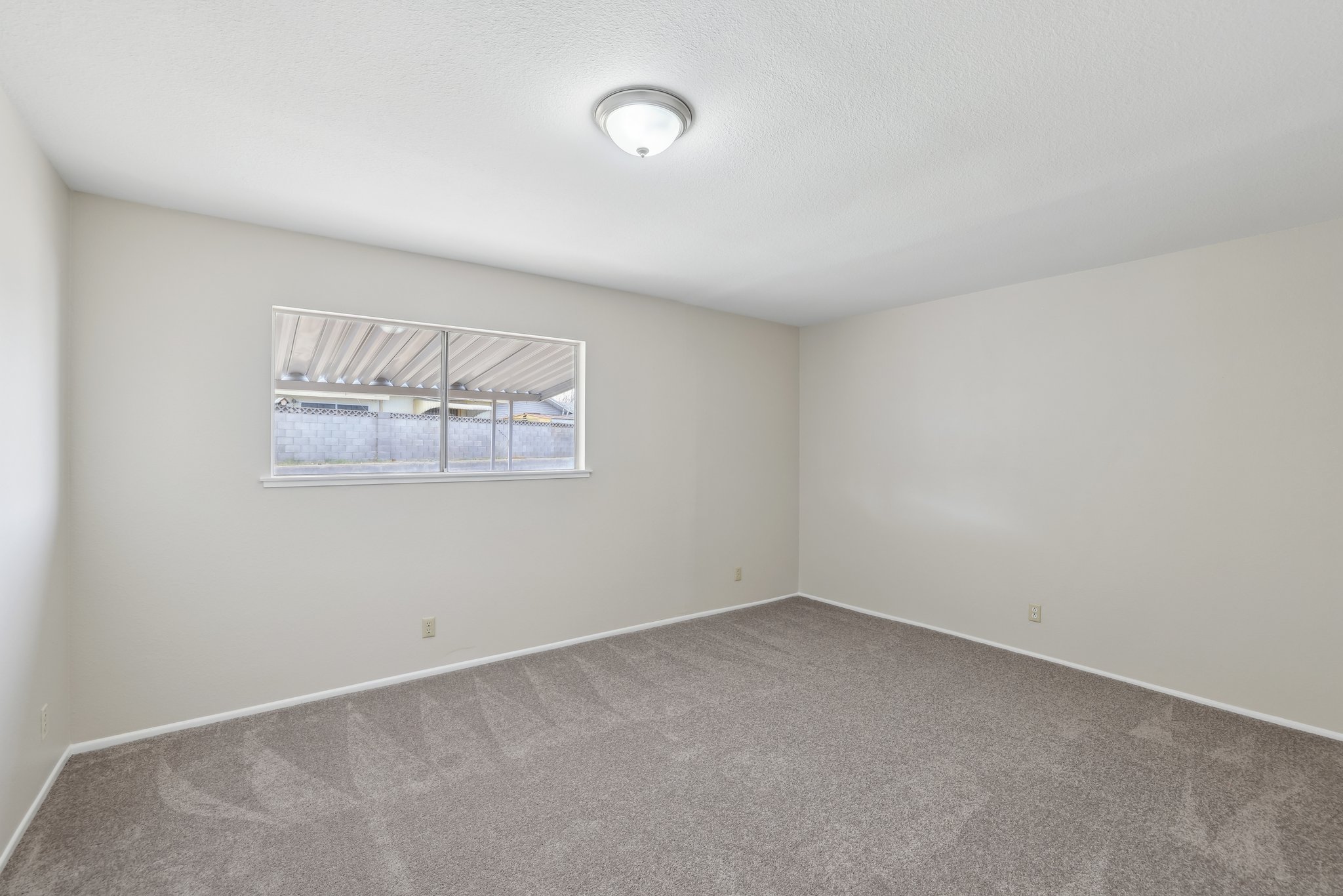 Breeze St-0405-015.jpg