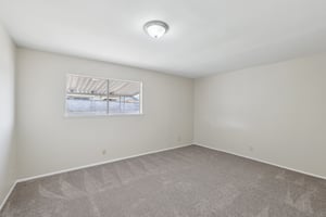 Breeze St-0405-015.jpg