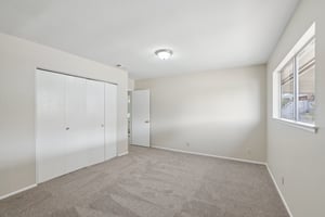 Breeze St-0405-016.jpg