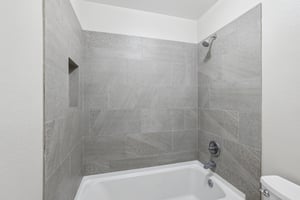 Breeze St-0405-018.jpg