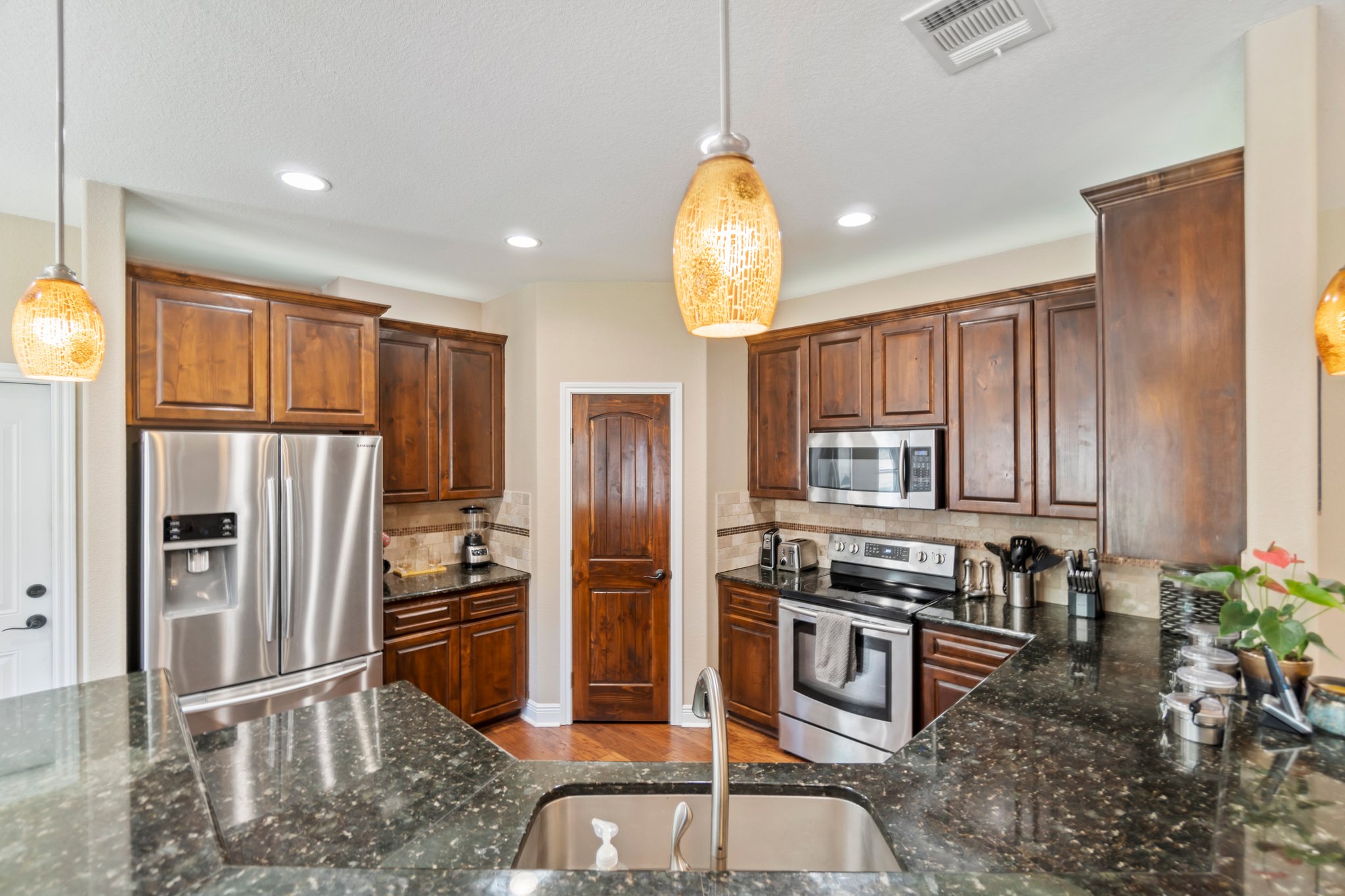 204 Campfire Way, Smithville, TX 78957, USA Photo 14