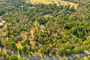 204 Campfire Way, Smithville, TX 78957, USA Photo 35