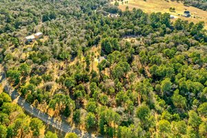 204 Campfire Way, Smithville, TX 78957, USA Photo 36