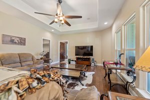 204 Campfire Way, Smithville, TX 78957, USA Photo 14