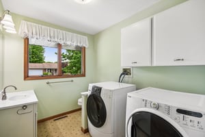 Carriage Dr-S1305-018.jpg