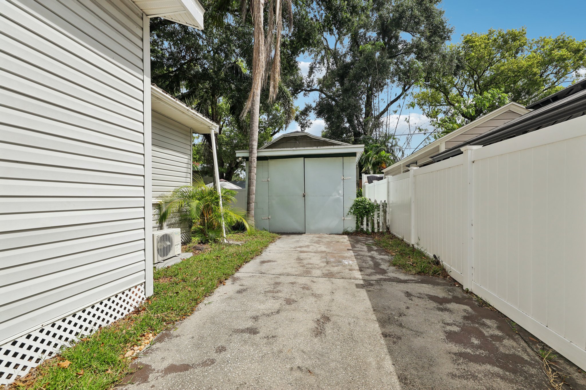 E Jean St-S0307-038.jpg