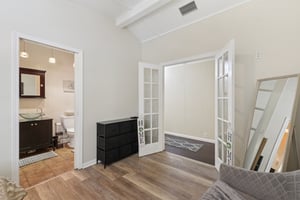 E Jean St-S0307-027.jpg
