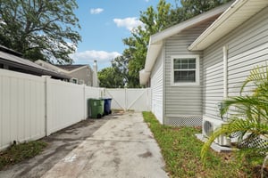E Jean St-S0307-039.jpg