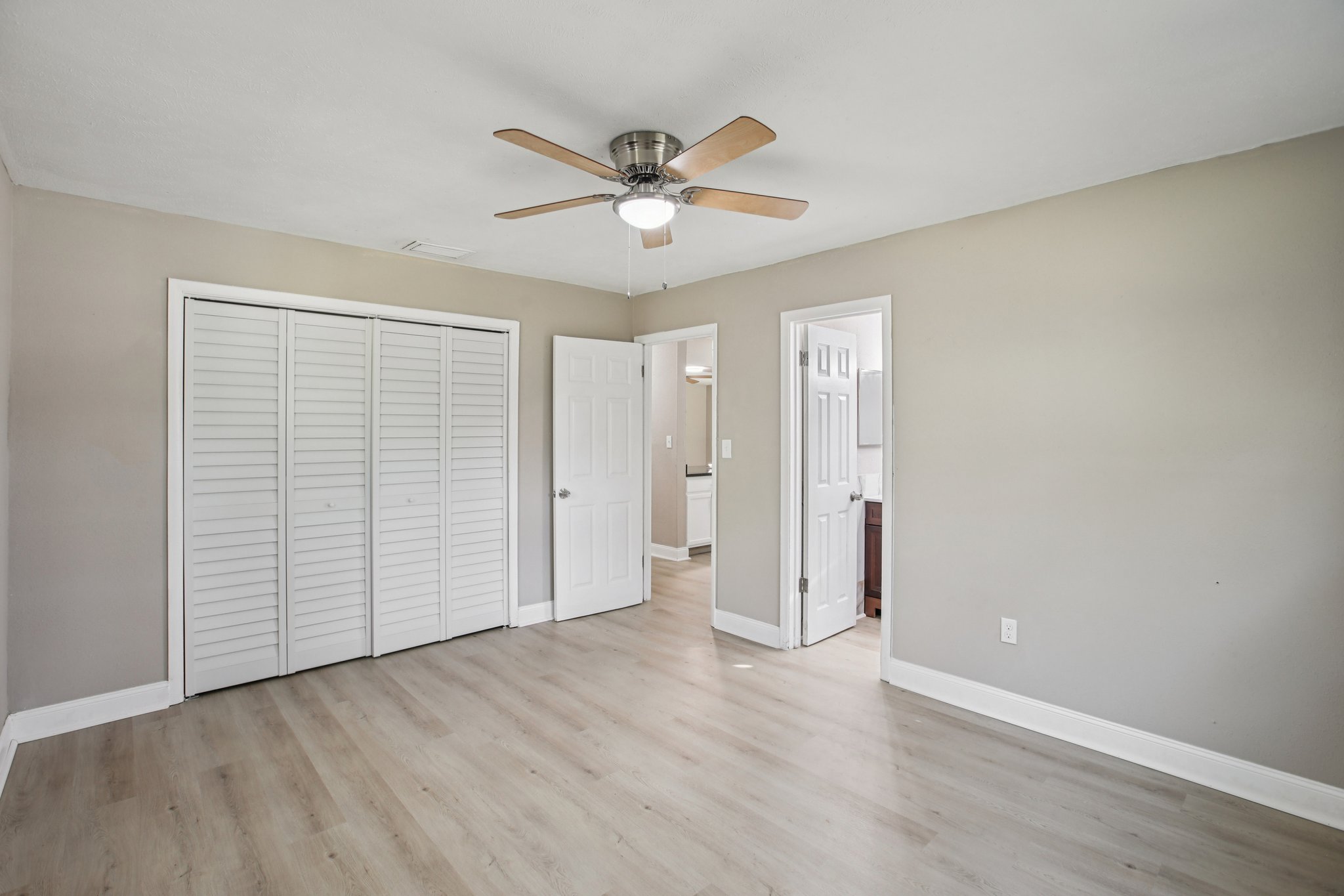 E Shell Point Rd-S2211-023.jpg