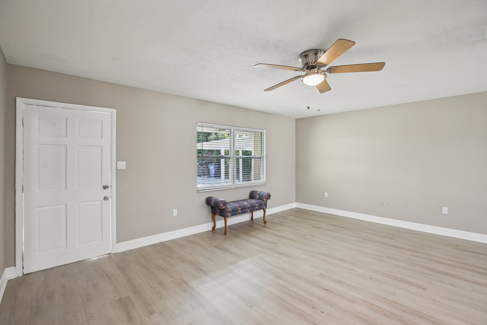 E Shell Point Rd-S2211-029.jpg