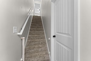  Photo 34