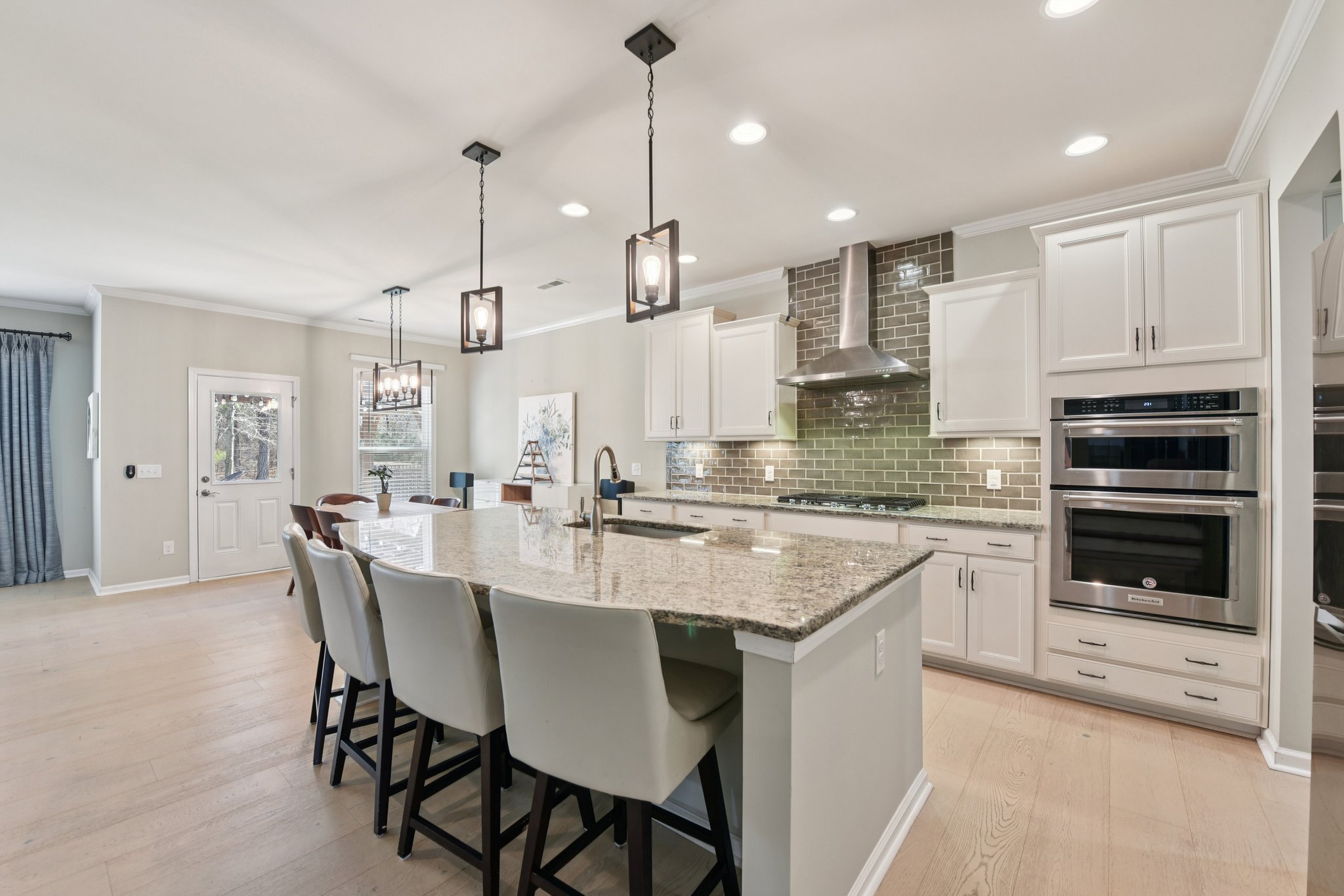 Hampton Trail Dr-S0103-011.jpg
