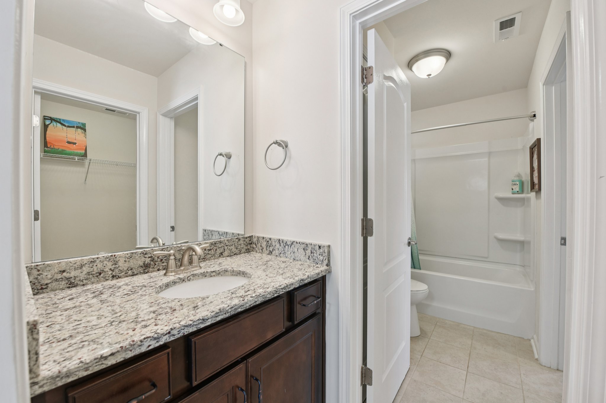 Hampton Trail Dr-S0103-034.jpg