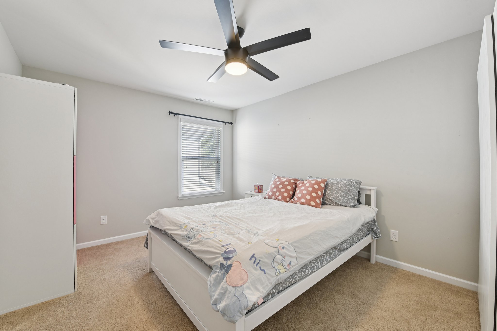 Hampton Trail Dr-S0103-037.jpg