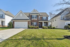 Hampton Trail Dr-S0103-001.jpg