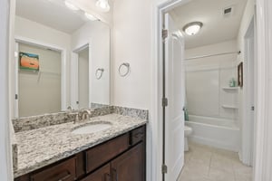 Hampton Trail Dr-S0103-034.jpg