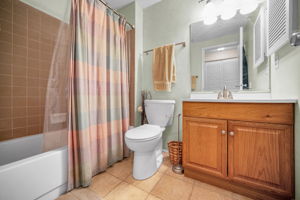 Bathroom2