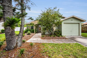 Front Exterior6