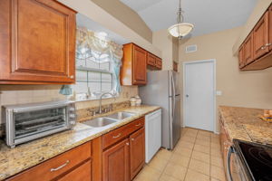 Kitchen2