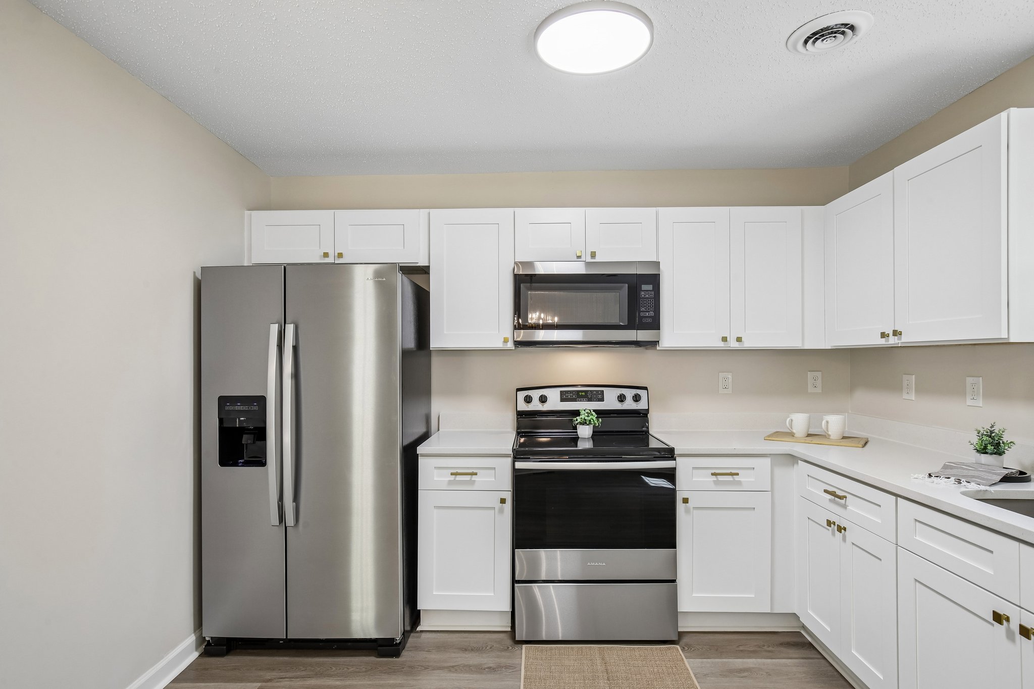 Link Rd-S1405-024.jpg