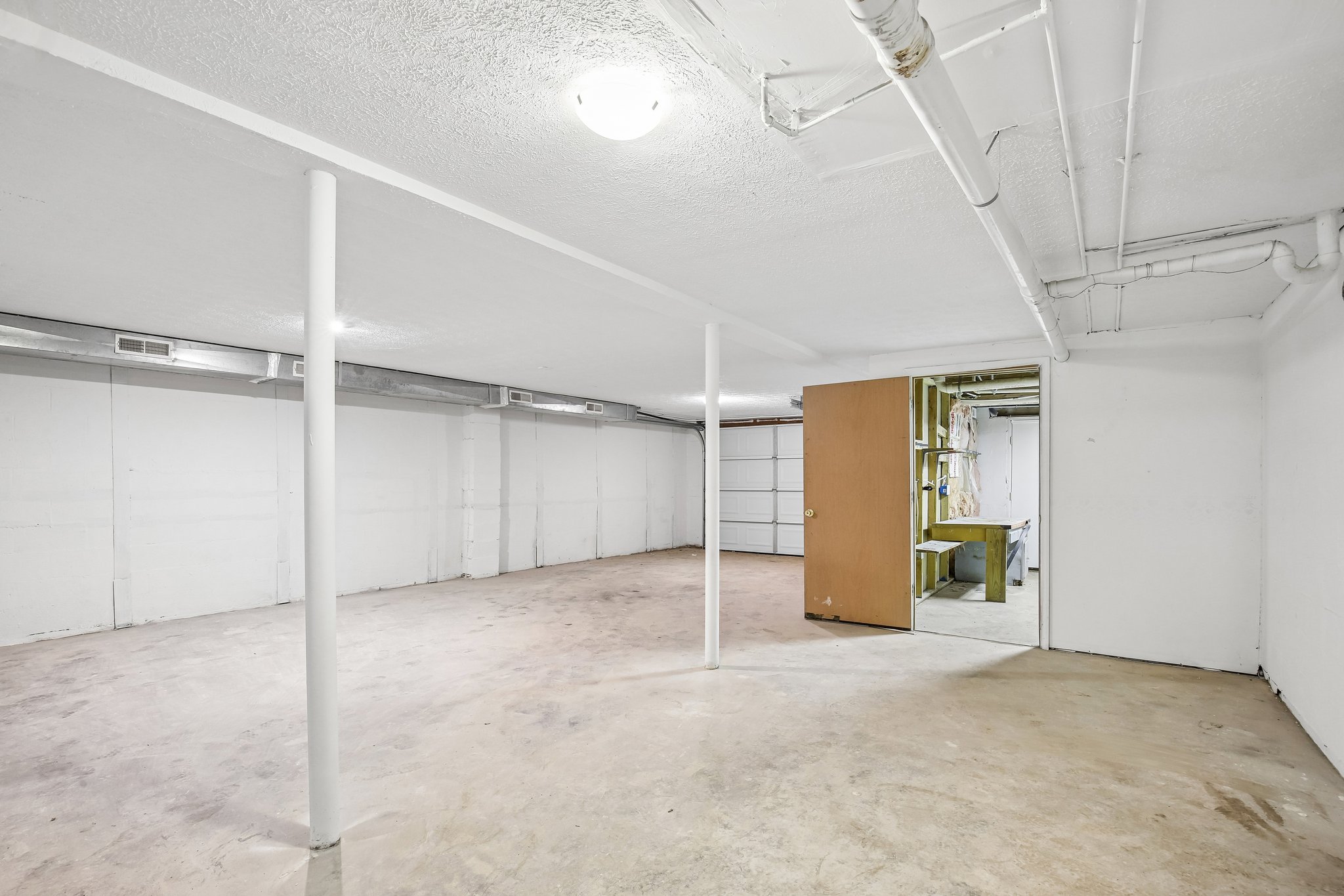 Link Rd-S1405-052.jpg
