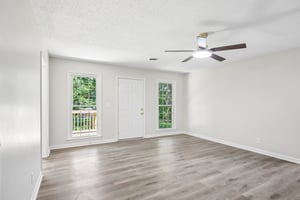 Link Rd-S1405-014.jpg
