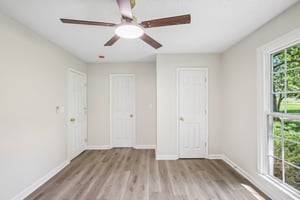 Link Rd-S1405-030.jpg