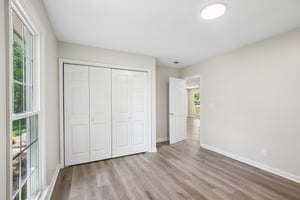 Link Rd-S1405-040.jpg