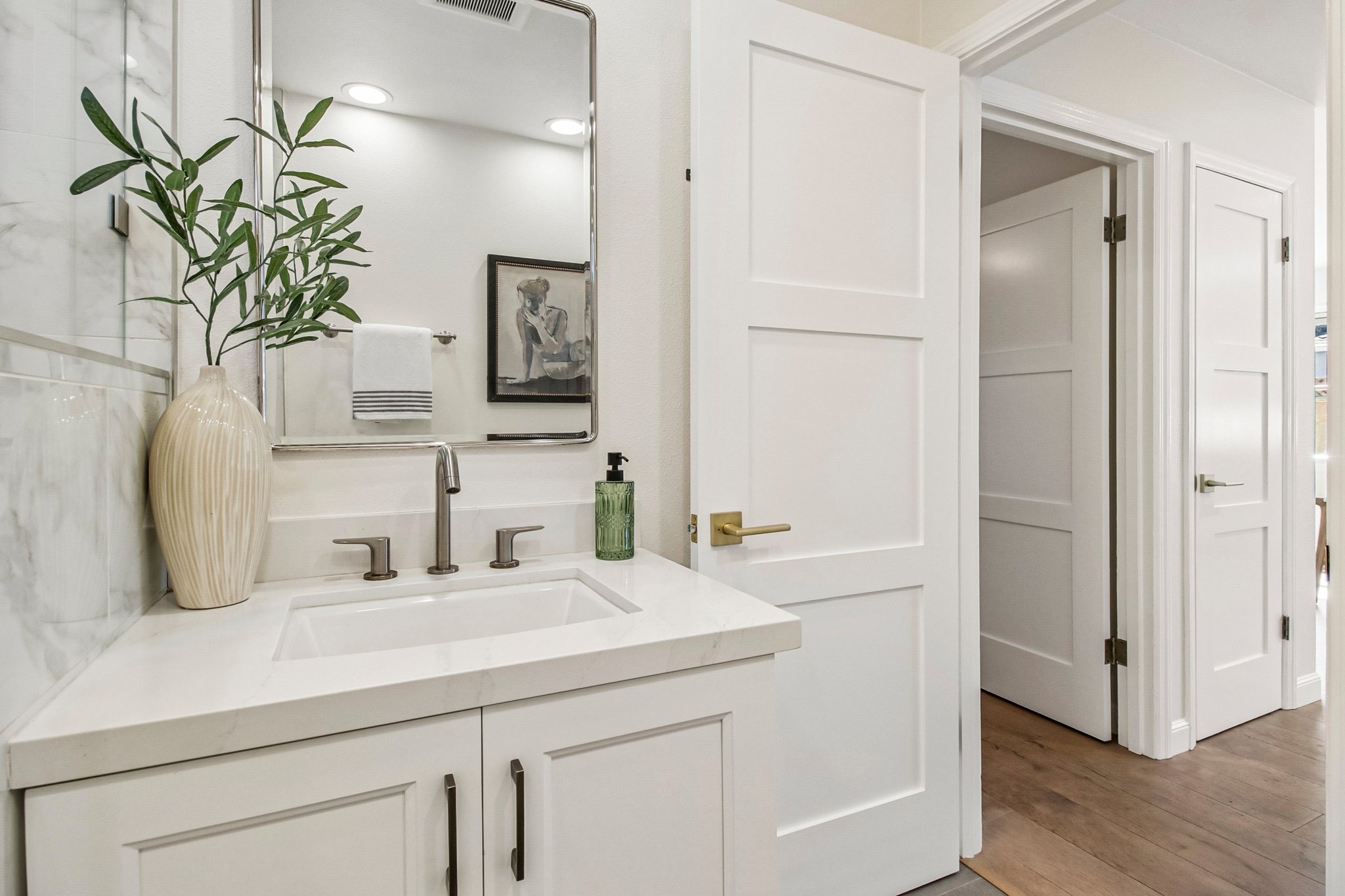 204 N 3rd St-S0610-031.jpg